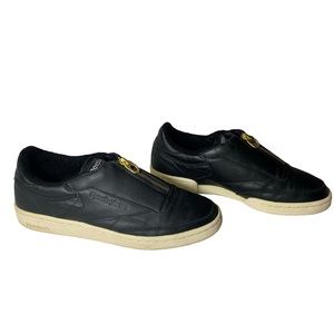 Reebok x Gigi Hadid sneakers Size 8